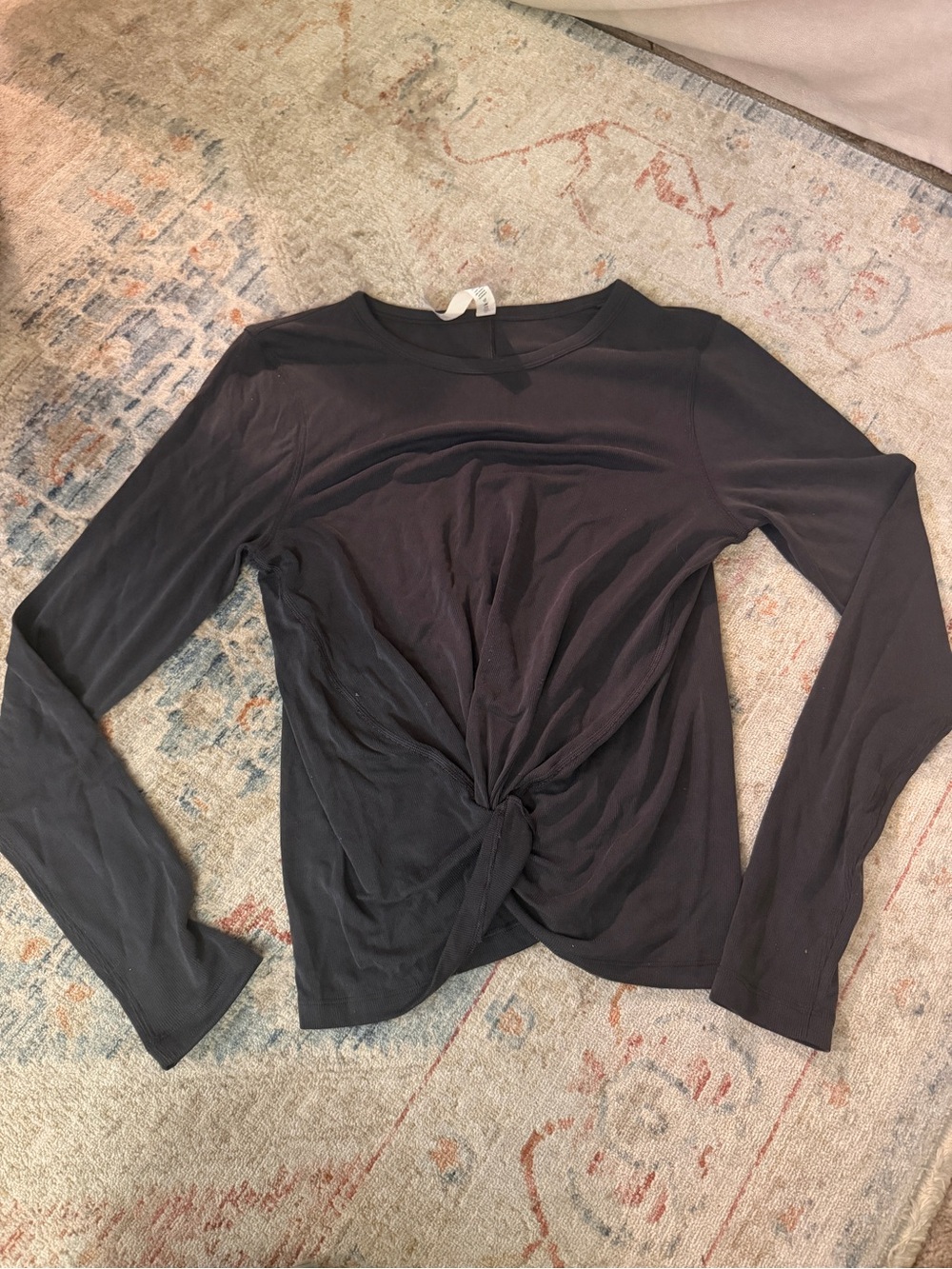 lululemon athletica Black Long-Sleeve Twist Front Tee